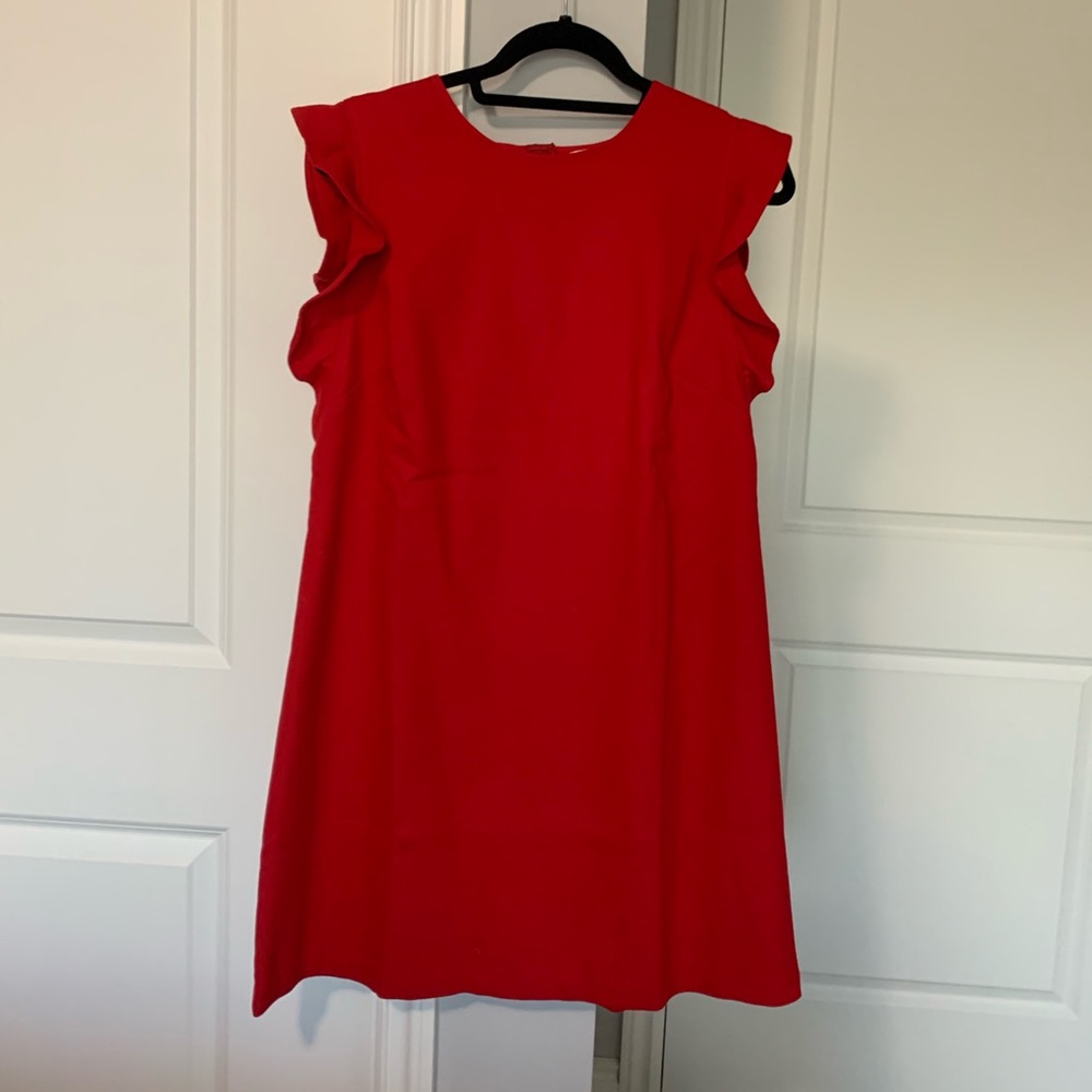 Vineyard Vines flutter sleeve shift dress in red. Size 14. NWT.